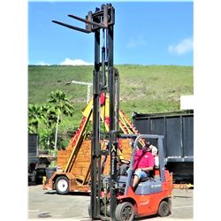 Toyota 7FGCU Forklift w/ Tilt Side-Shift (Runs, Drives - See Video) - Available for pick-up Dec. 14