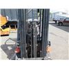 Image 5 : Toyota 7FGCU Forklift w/ Tilt Side-Shift (Runs, Drives - See Video) - Available for pick-up Dec. 14