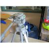 Image 2 : Targus Tripod
