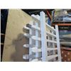 Image 2 : 3 White Picket fence