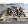 Image 2 : Pallet full of cement form stakes