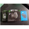 Image 1 : 2 RAZOR GAMING MICE, 2 PAIRS OF BLACKWEB WIRELESS EAR BUDS, D-LINK RANGE EXTENDER, 2400 LUMIN LED