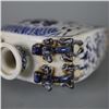 Image 4 : A BLUE & WHITE LOTUS VASE MING DYNASTY.