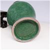Image 3 : A GREEN GLAZE VASE MING DYNASTY.