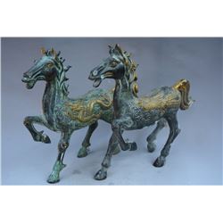 A PAIR BRONZE GILDED HORSE STATUE MING DYNASTY.