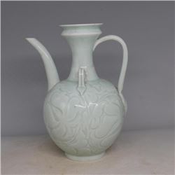 A DING WHITE LOTUS TEAPOT MING DYNASTY.