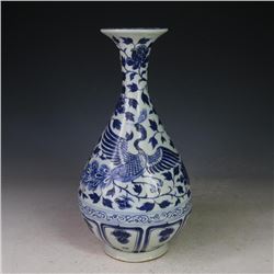 A BLUE & WHITE PHOENIX VASE MING DYNASTY.