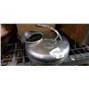 Image 1 : STAINLESS SWIGE MILK CAN