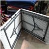 Image 2 : FOLDING MARKET TABLE