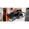 Image 5 : Black and decker wire work wheel and belt sander