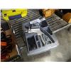 Image 1 : LINCOLN MITYVAC VACUUM PUMP WITH GAUGE