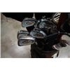 Image 2 : GOLF CLUBS IN BAG AND WALKING POLES