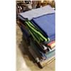 Image 13 : PALLET OF MOVING BLANKETS