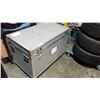 Image 2 : ROLLING TRUNK
