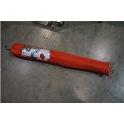 CANVAS RED MARKET UMBRELLA