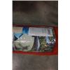 Image 3 : CANVAS RED MARKET UMBRELLA