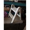 Image 4 : FOLDING STEP, BISSEL SWEEP UP, FOOT SPA AND HAIR SETTER