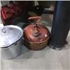 Image 3 : ALUMINUM POT WITH LID, GAS GAN AND 3FT EXHAUST PIPE