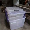 Image 2 : Lot of totes and basket