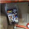 Image 2 : Box of bow saw, braided rope splicing kit, knee pads and more