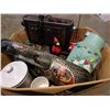 Image 3 : BOX OF MASKS, VINTAGE RADIO
