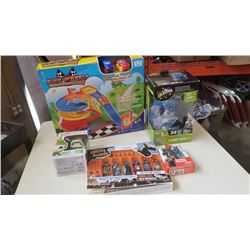 New Tony Hawk mini Rc skateboard accessories, car platset and fortnite toys