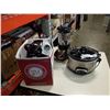 Image 1 : CROCK POT KEURIG AND BLENDER