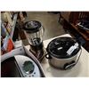 Image 3 : CROCK POT KEURIG AND BLENDER