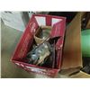 Image 4 : 2 boxes of glasslock, lightbulbs and more