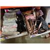 Image 1 : 2 TRAYS OF NEW PURSES