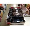 Image 2 : 2 TRAYS OF NEW PURSES