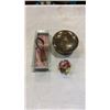 Image 2 : Box of vintage estate jewelry, including broaches, pins and more