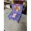 Image 3 : DISNEY PRINCESS CD PLAYER JEWELLERY BOX - WORKING