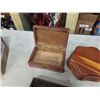Image 3 : 2 carved decorative wood boxes one for chopsticks