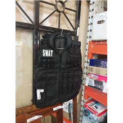 SWAT TACTICAL VEST