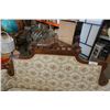 Image 4 : ANTIQUE SETTEE