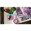 Image 5 : LOT OF NEW WATER BOTTLES, CRAFTS AND PUZZLES