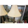 Image 3 : PAIR OF DECORATIVE TABLE LAMPS