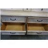 Image 9 : LARGE LIZ CLAIBORNE HOME 9 DRAWER DRESSER