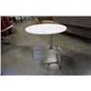 Image 2 : MODERN MARBLE TOP SIDE TABLE