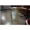 Image 3 : METAL GLASSTOP ENDTABLE