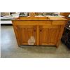 Image 2 : WOOD WASH STAND