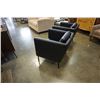 Image 8 : 2 LEATHER CHAIRS