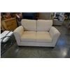 Image 1 : COUCH POTATO PILLOWBACK LOVESEAT
