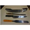 Image 2 : Wear ever chopping blade with 2 icing spreaders and knife
