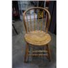 Image 11 : ROUND FARM TABLE AND 4 SPINDLE BACK CHAIRS