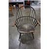 Image 14 : ROUND FARM TABLE AND 4 SPINDLE BACK CHAIRS
