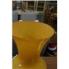 Image 4 : 3 art glass vases