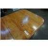 Image 11 : MAPLE DINING TABLE WITH 2 LEAFS AND 6 CHAIRS