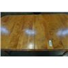 Image 9 : MAPLE DINING TABLE WITH 2 LEAFS AND 6 CHAIRS